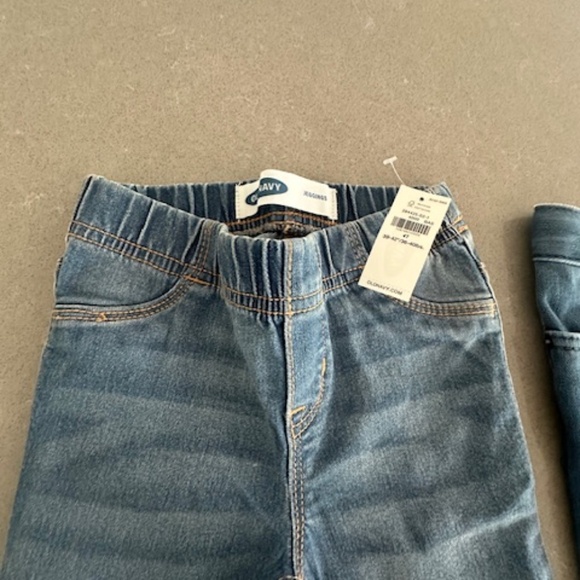 NWT-Bundle of 4T/4Y Toddler Denim Jeggings (Old Navy and Cat & Jack) 4 Years - Picture 2 of 6